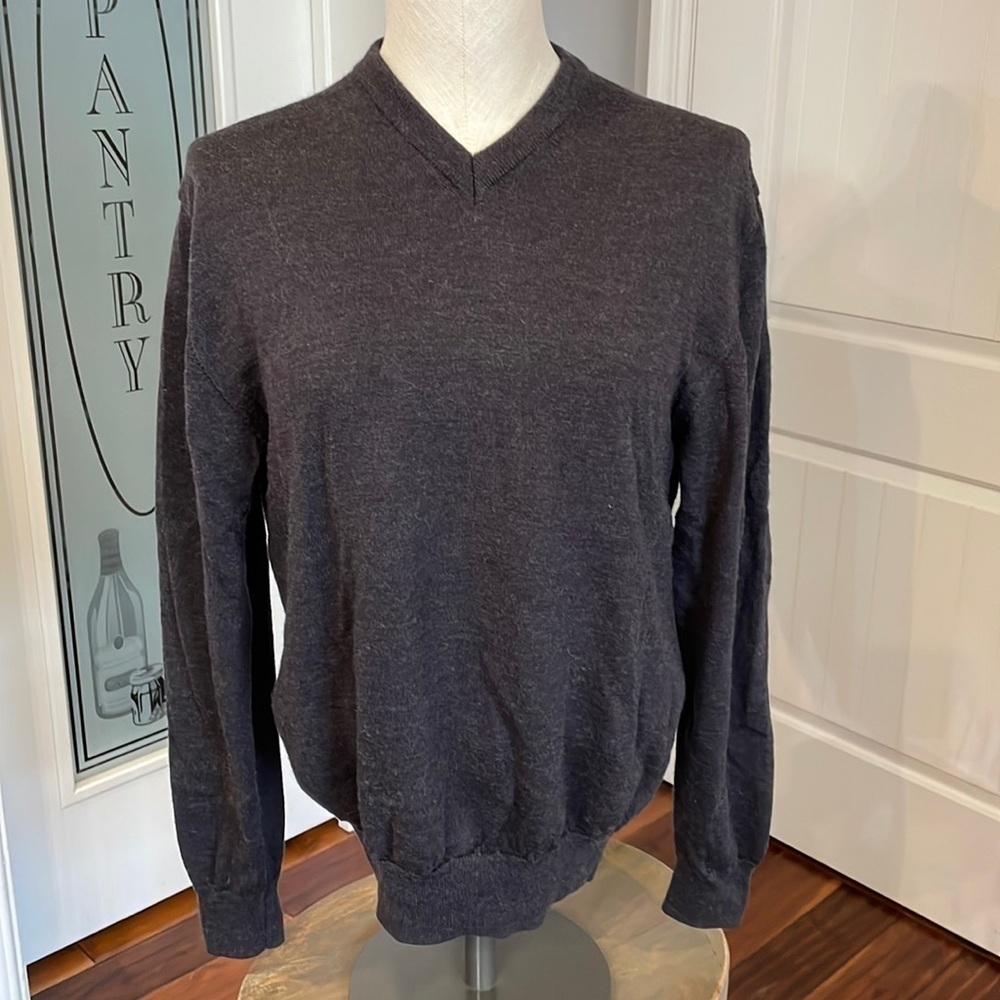 Mario gilberti made in Italy 100% merino wool holes